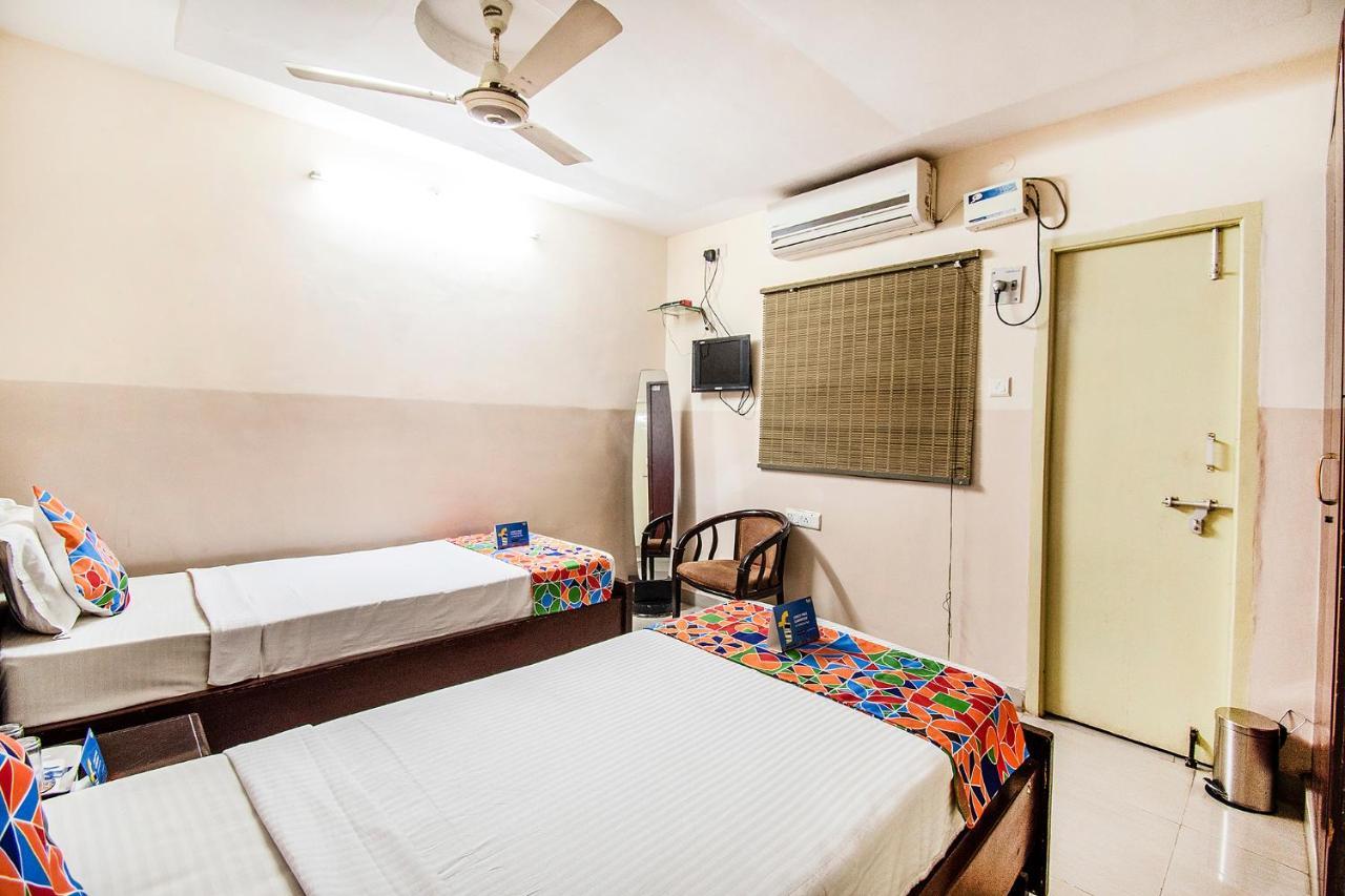Fabhotel Aditya Yatri Nivas - Nr Tirupati Railway Station Exterior foto