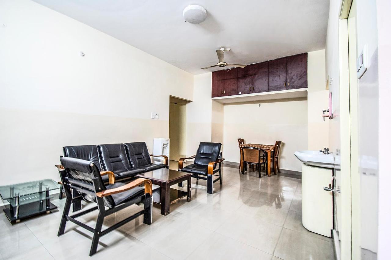 Fabhotel Aditya Yatri Nivas - Nr Tirupati Railway Station Exterior foto