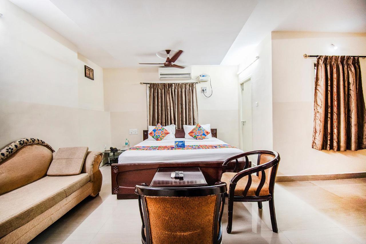 Fabhotel Aditya Yatri Nivas - Nr Tirupati Railway Station Exterior foto
